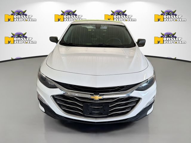 Used 2022 Chevrolet Malibu LS FWD image 2