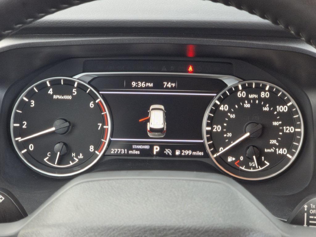 Used 2025 Nissan Rogue SV FWD image 15
