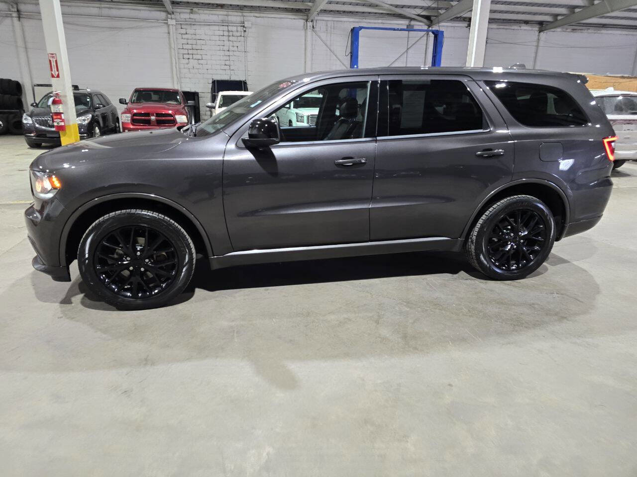 Used 2015 Dodge Durango SXT w/ Blacktop Package image 4
