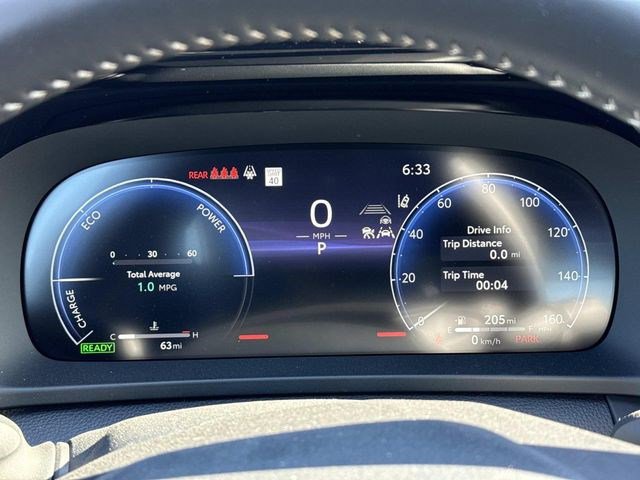 Used 2025 Toyota Crown XLE image 27