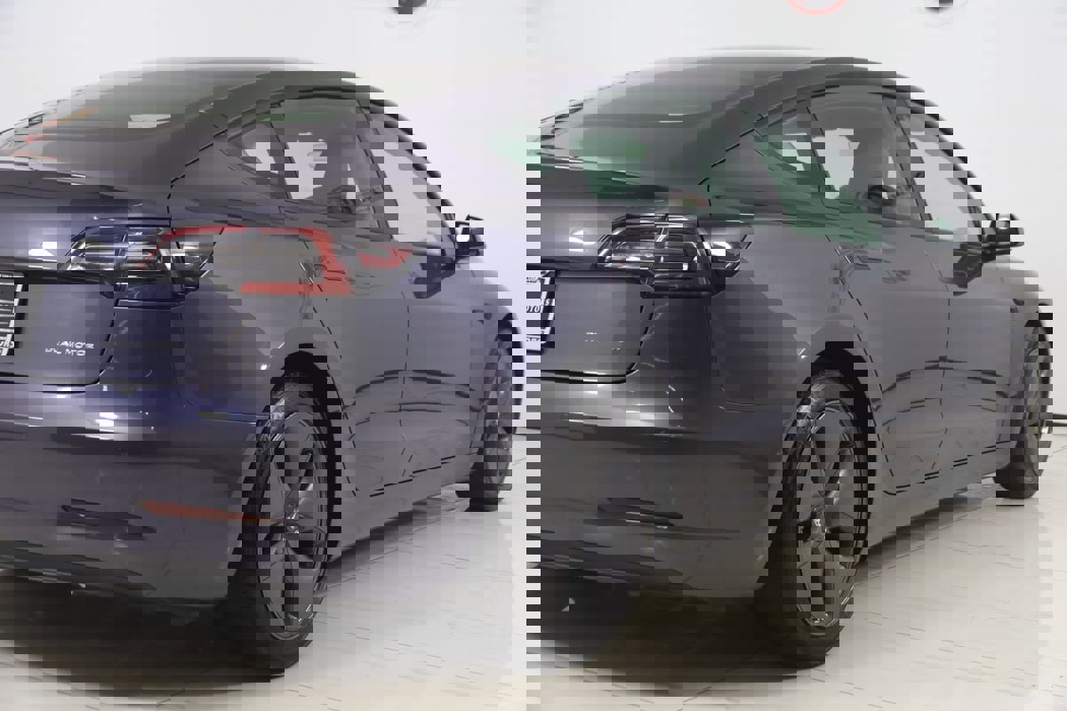 Used 2021 Tesla Model 3 Long Range image 42