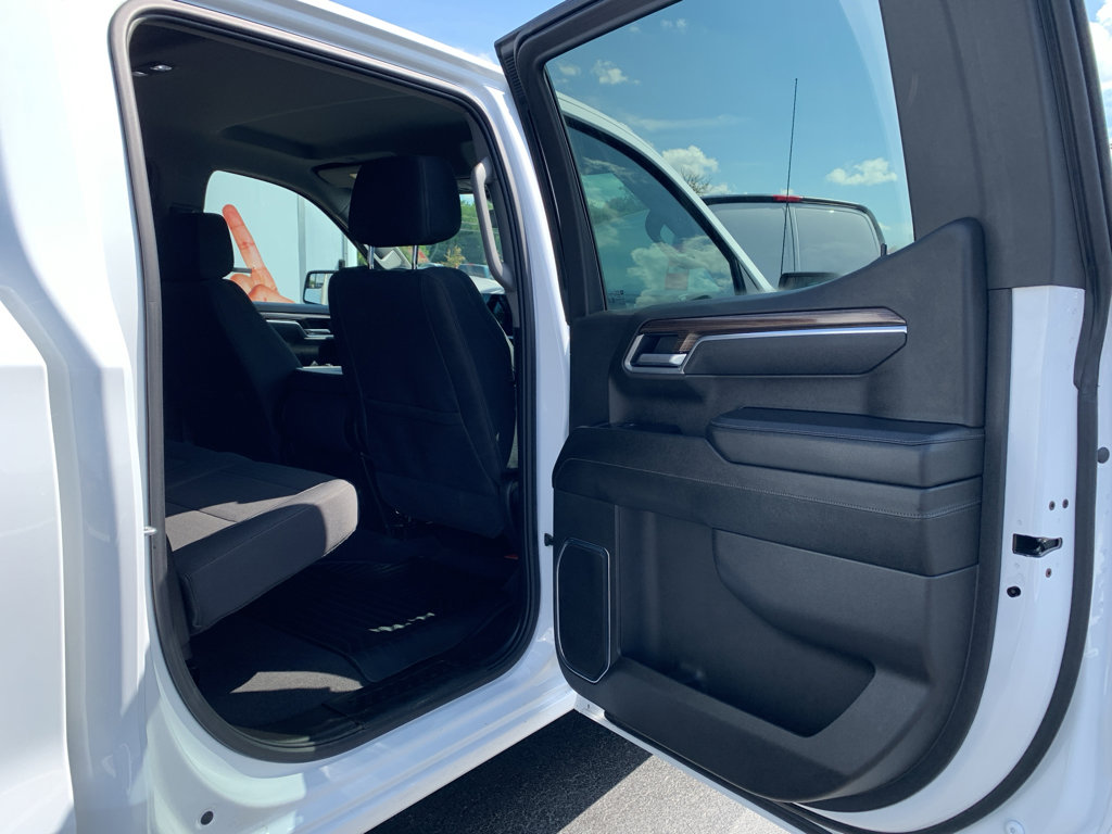 Used 2025 Chevrolet Silverado 1500 LT image 25