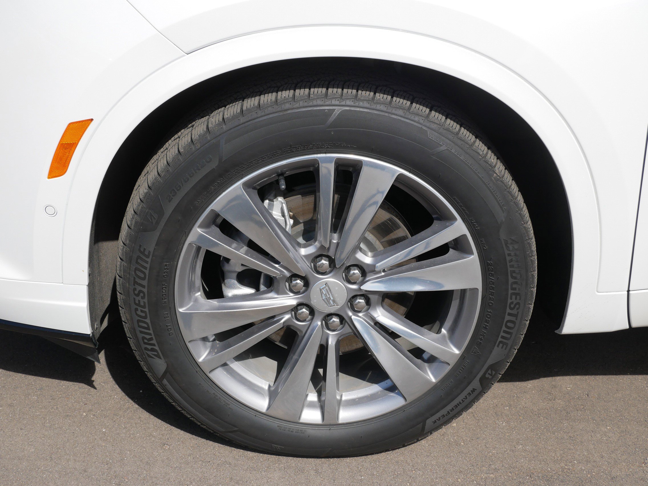 Used 2022 Cadillac XT6 Premium Luxury w/ Technology Package AWD/4WD image 4