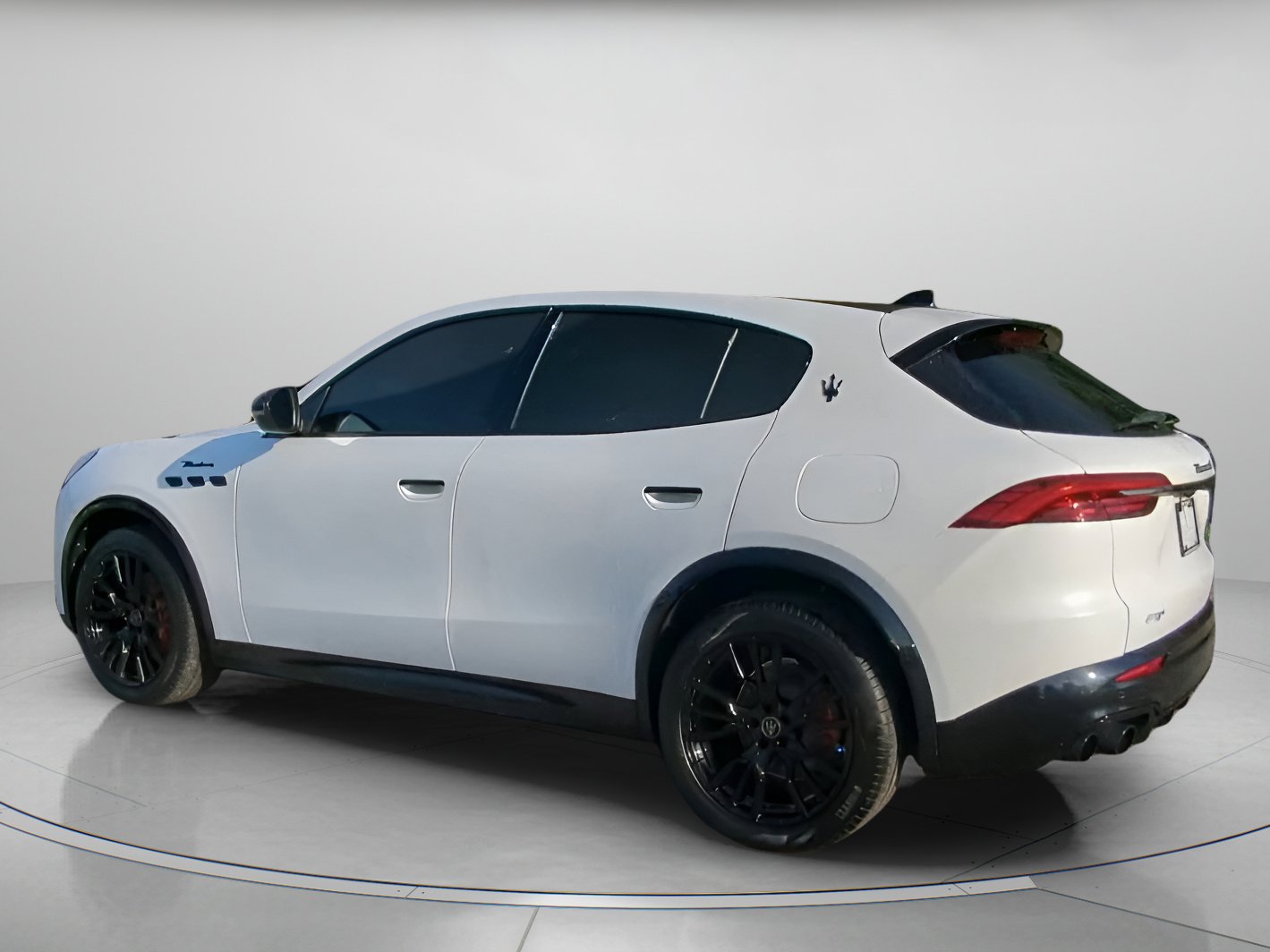 Used 2025 Maserati Grecale Modena AWD/4WD image 19