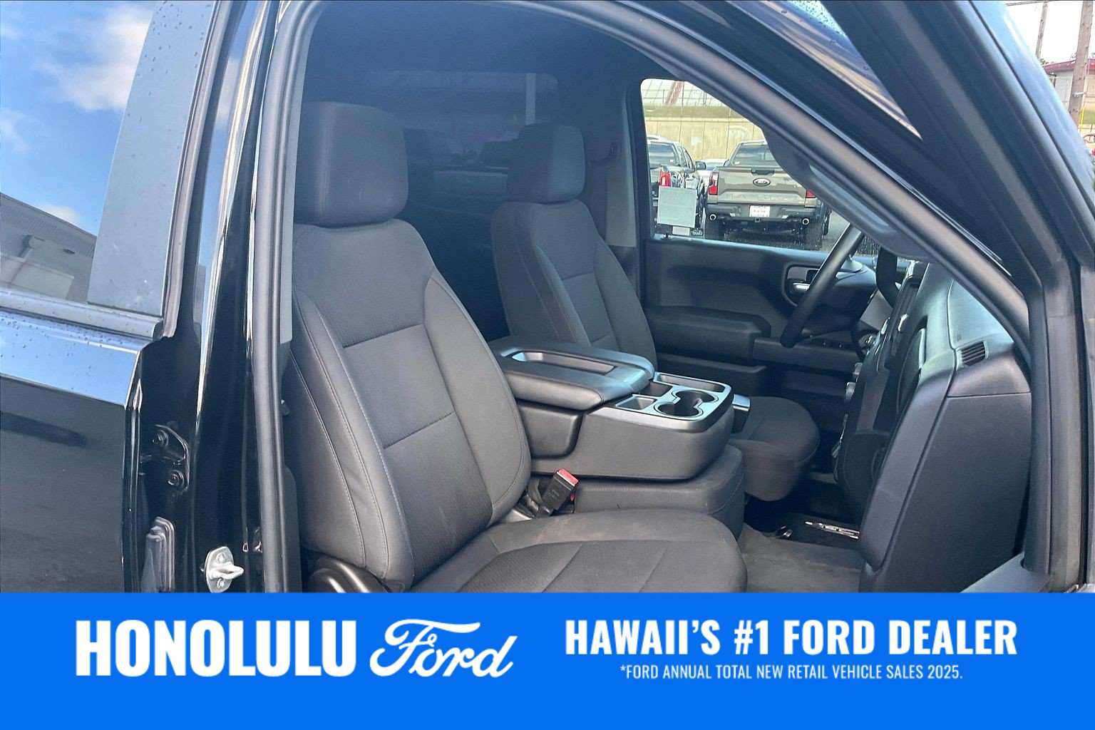 Used 2021 Chevrolet Silverado 1500 Custom Trail Boss AWD/4WD image 13