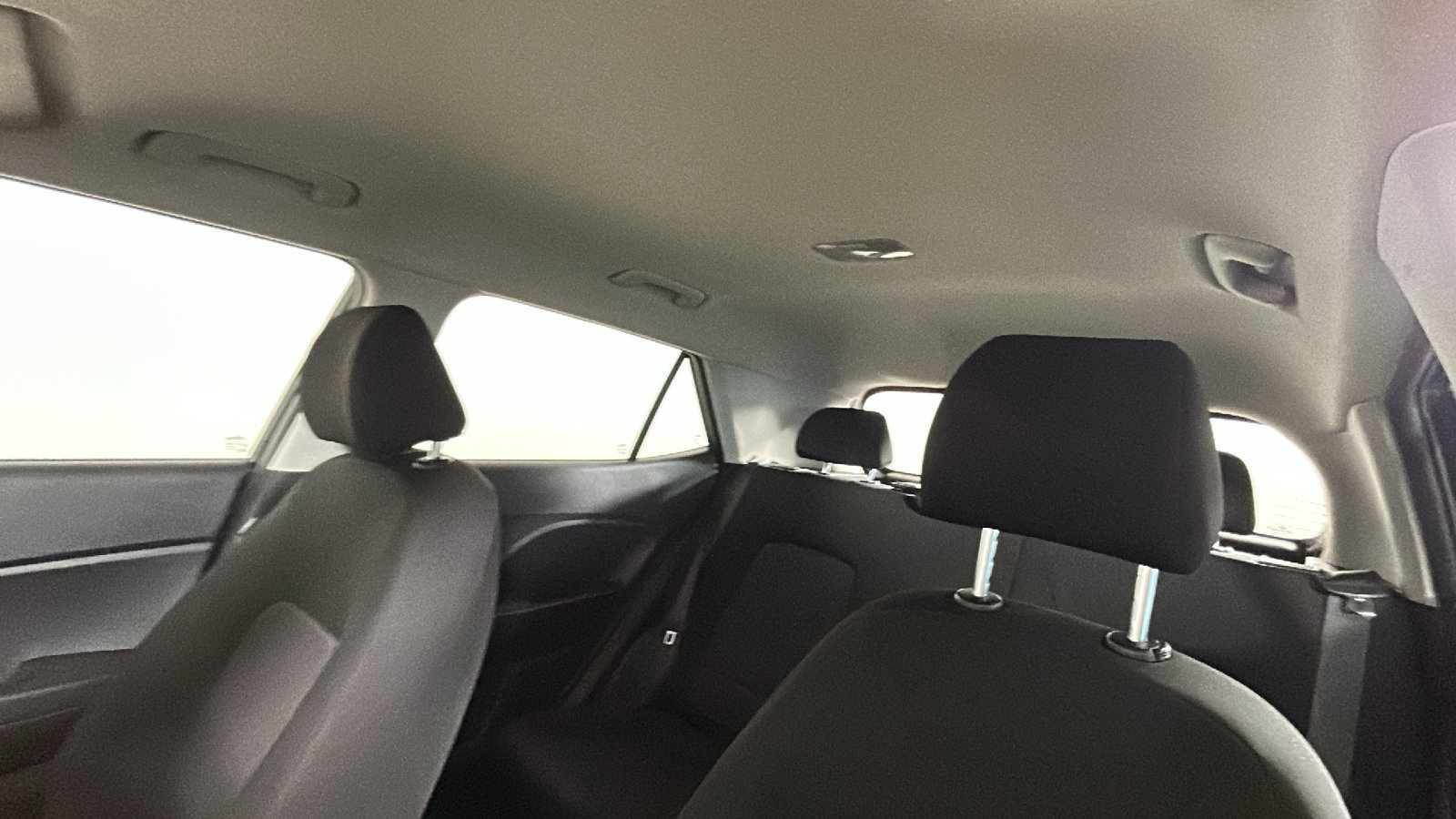 Used 2026 Hyundai Venue SE FWD image 16