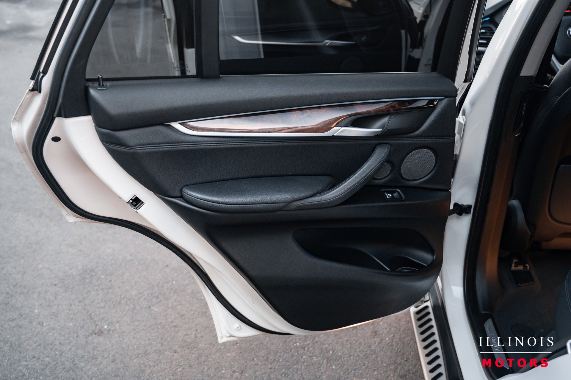 Used 2015 BMW X5 xDrive35d image 29