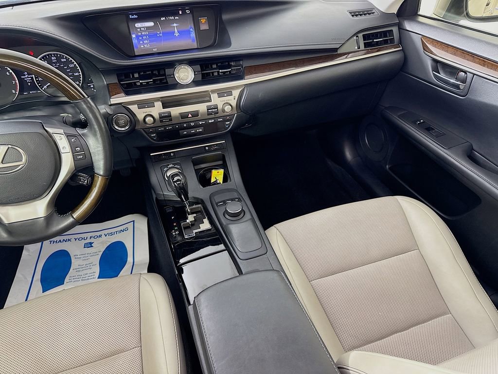 Used 2015 Lexus ES 350 w/ Premium Package image 31