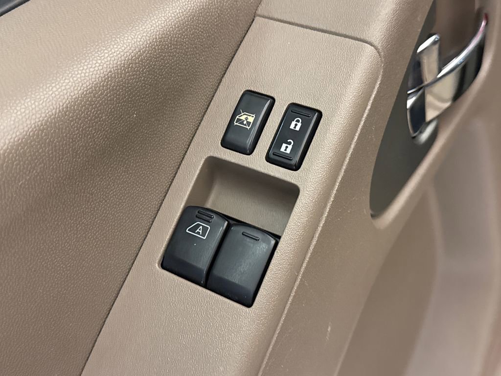 Used 2017 Nissan Frontier SV image 20