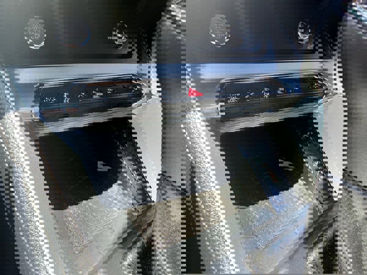 Used 2019 Audi Q3 2.0T Premium Plus w/ Premium Plus Package image 26