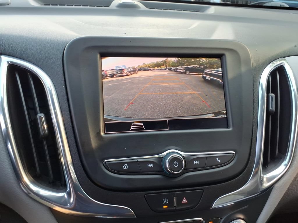 Certified 2023 Chevrolet Equinox LS w/ LS Convenience Package AWD/4WD image 17
