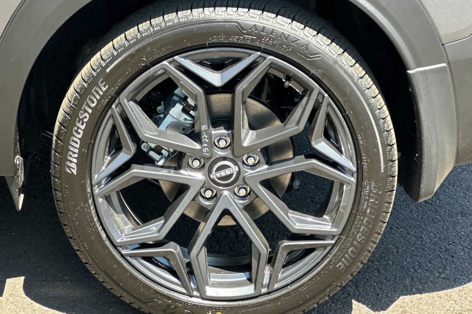 New 2026 Nissan Kicks SR AWD/4WD image 26