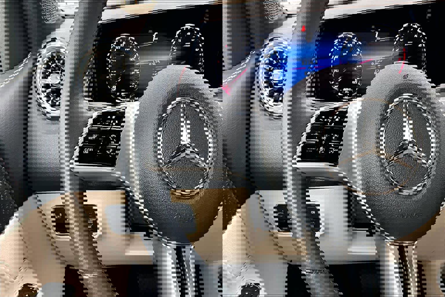 Certified 2025 Mercedes-Benz GLB 250 GLB 250 image 24