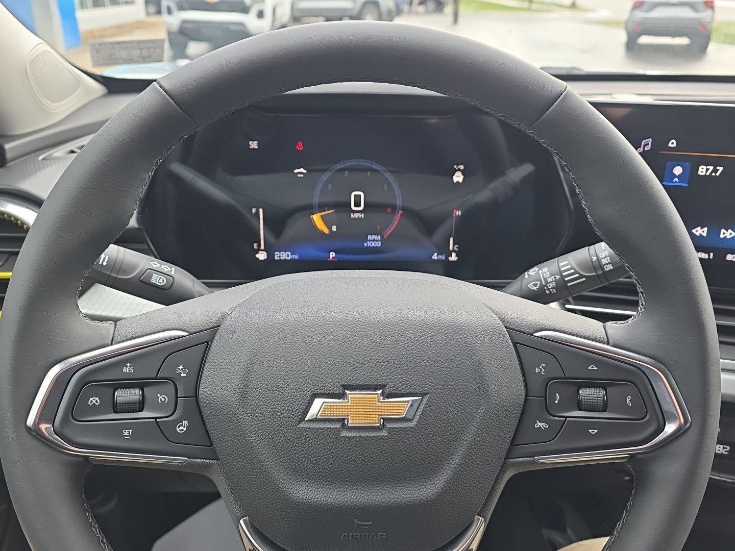 New 2025 Chevrolet Trax LT w/ Driver Confidence Package image 12