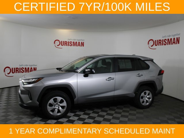 Used 2025 Toyota RAV4 LE FWD image 4