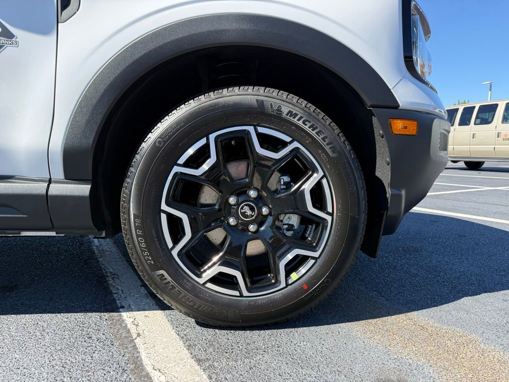 New 2025 Ford Bronco Sport Outer Banks AWD/4WD image 33