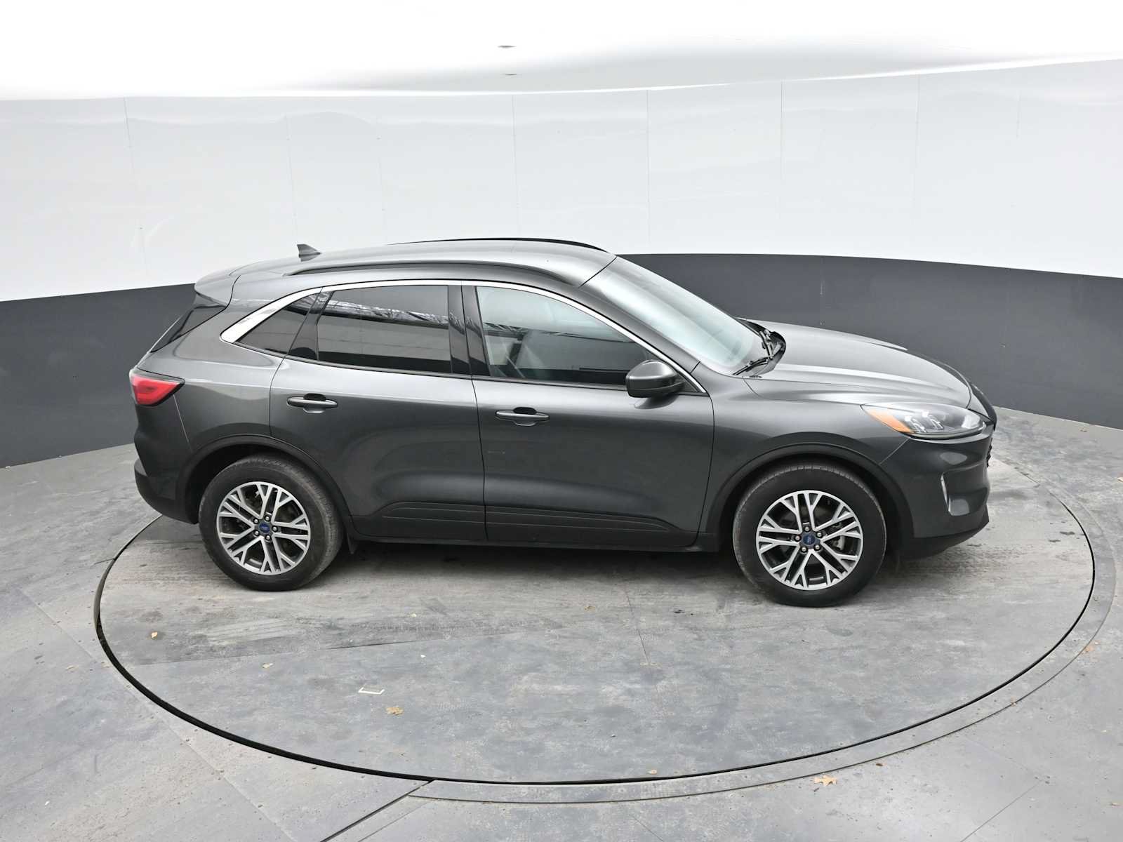 Used 2020 Ford Escape SEL AWD/4WD image 20