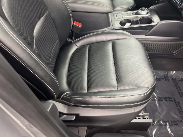 Used 2022 Ford Escape SEL image 23