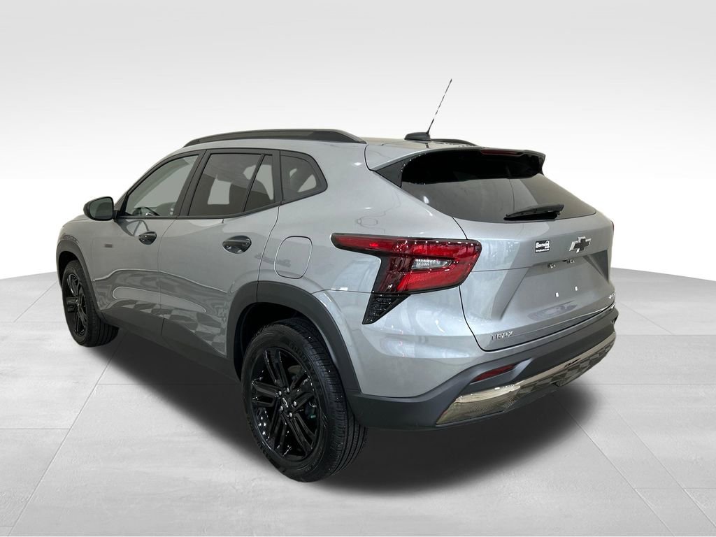 Used 2025 Chevrolet Trax ACTIV image 3