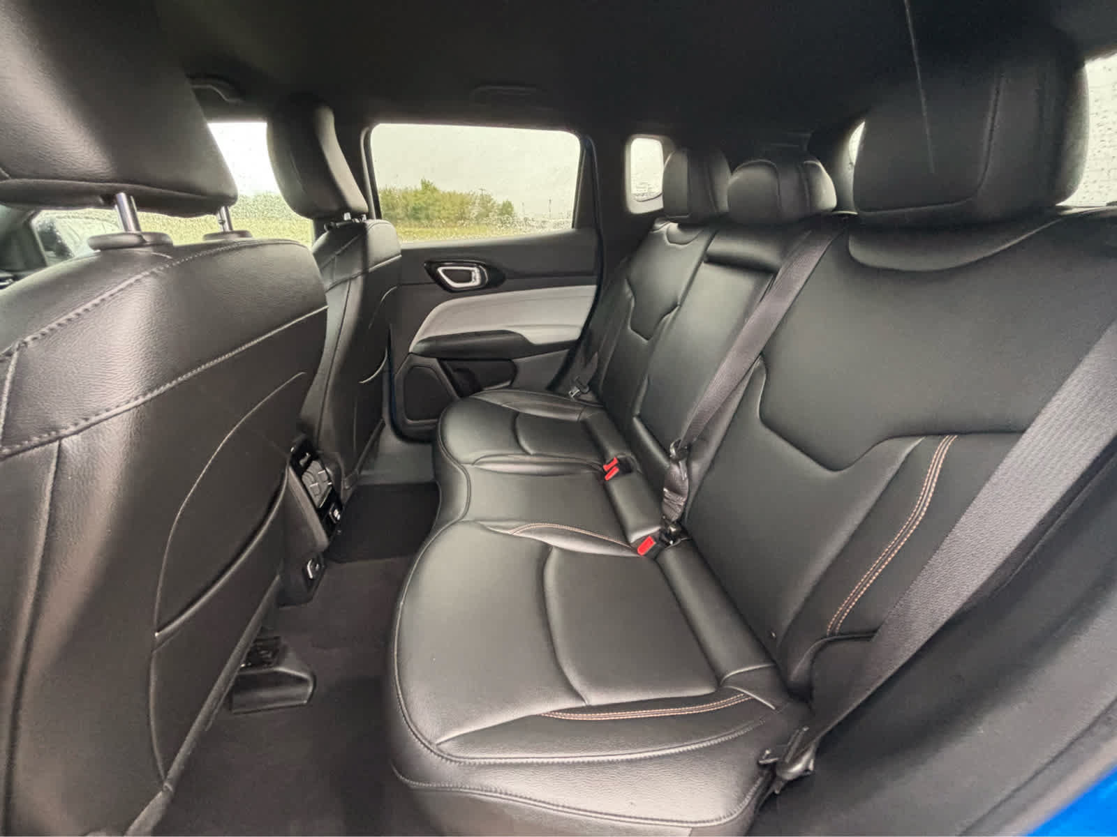 Used 2024 Jeep Compass Limited AWD/4WD image 14