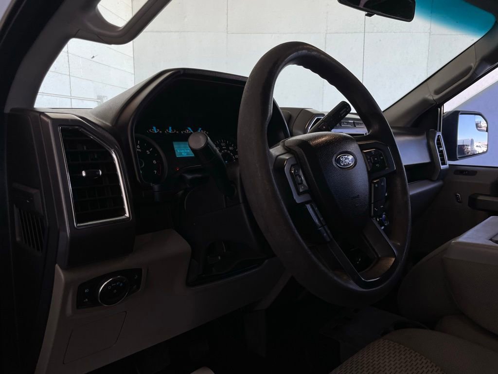 Used 2016 Ford F150 XLT AWD/4WD image 12