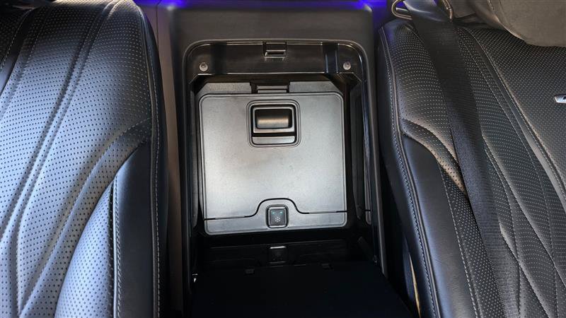 Used 2015 Mercedes-Benz S 63 AMG 4MATIC Sedan image 44