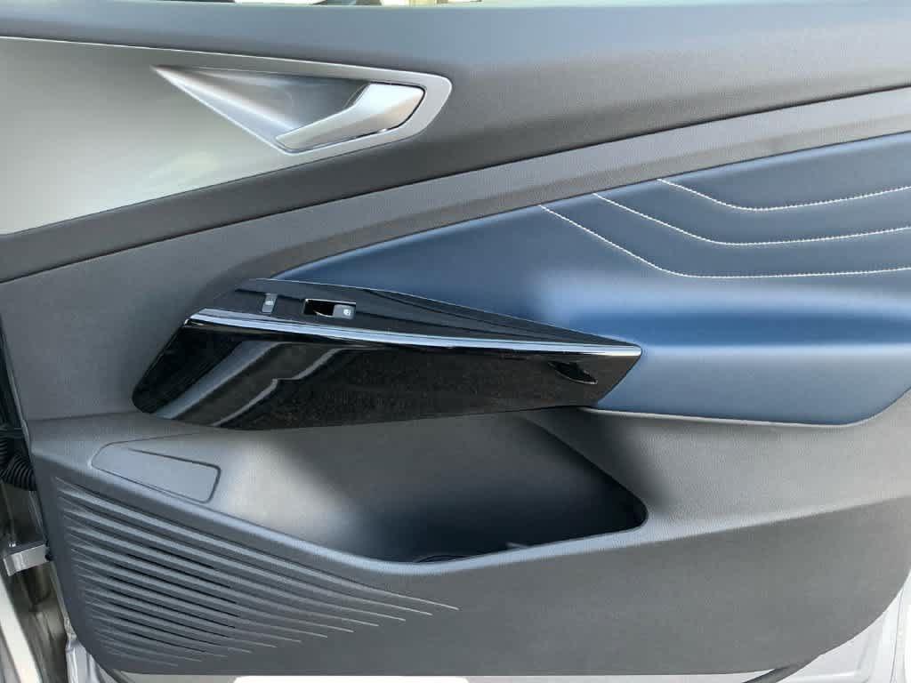 New 2026 Volkswagen ID.4 Pro S AWD/4WD image 16