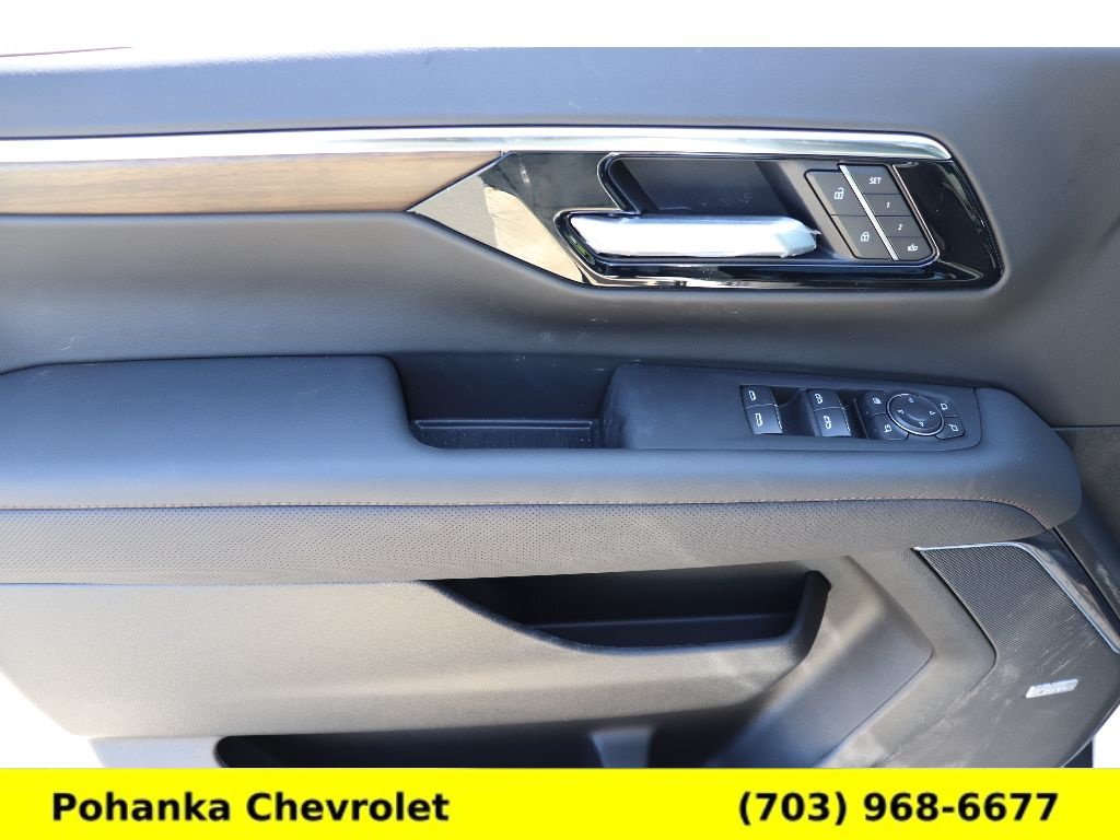 New 2026 Chevrolet Suburban High Country AWD/4WD image 20