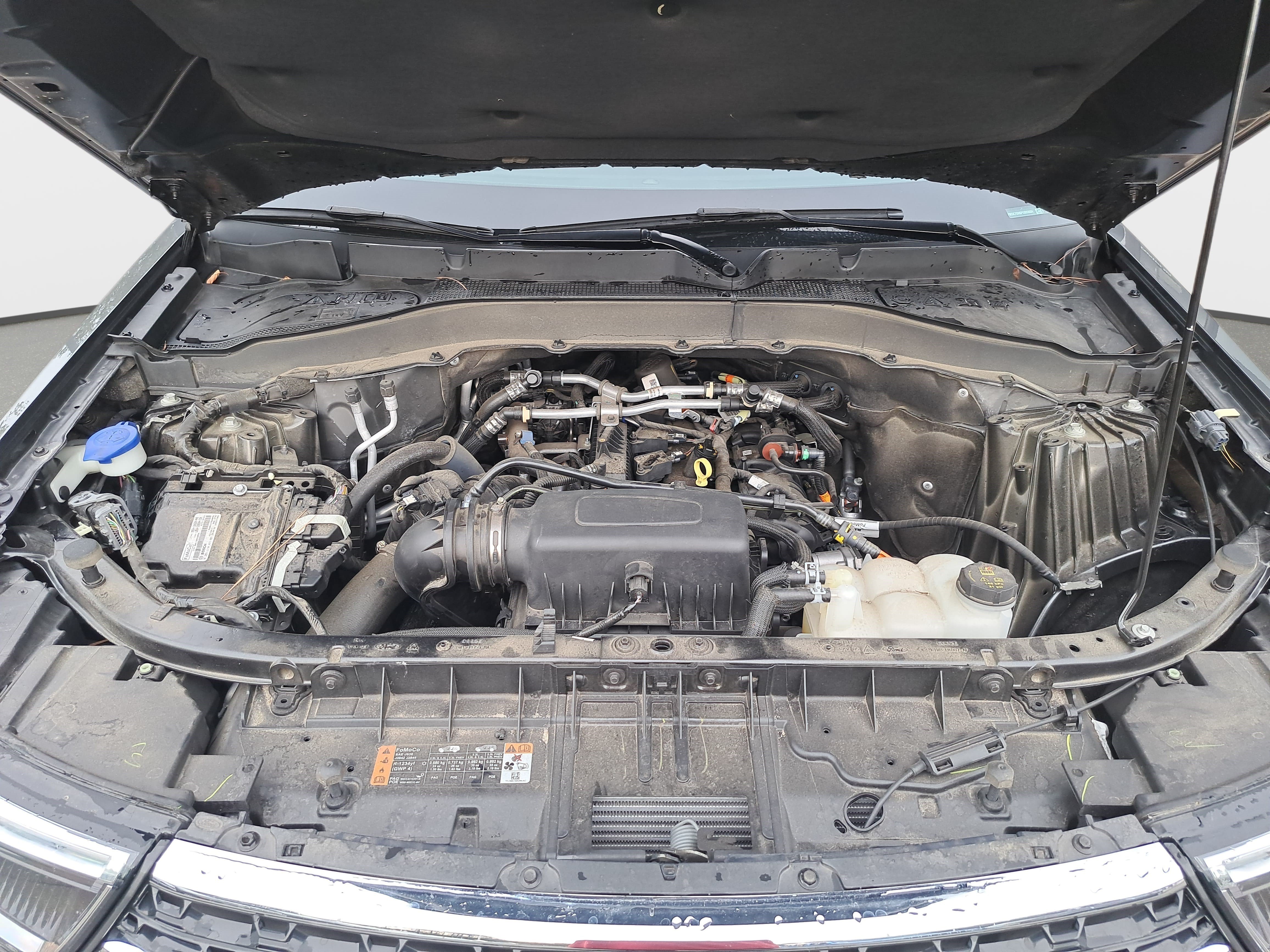 Used 2023 Ford Explorer XLT w/ Equipment Group 202A RWD image 30