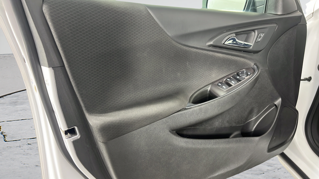 Used 2022 Chevrolet Malibu LT FWD image 15