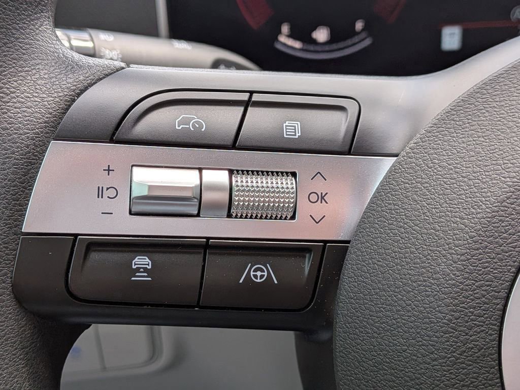 Used 2025 Hyundai Tucson SEL AWD/4WD image 26