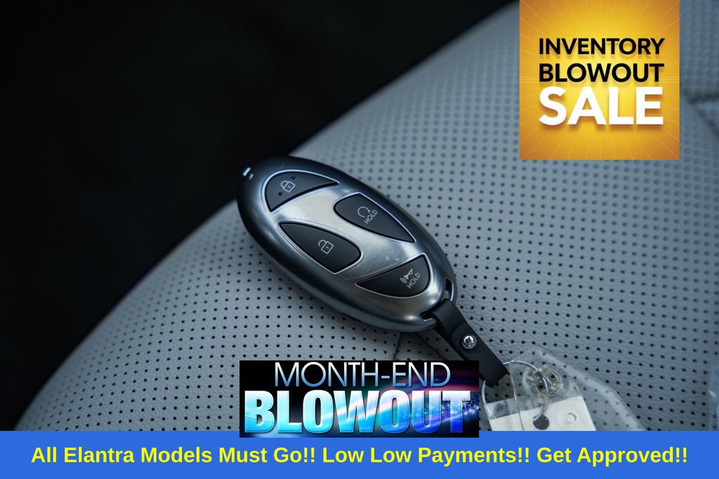 New 2025 Hyundai Elantra Limited image 44