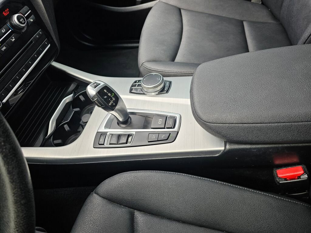 Used 2017 BMW X3 xDrive28i image 28