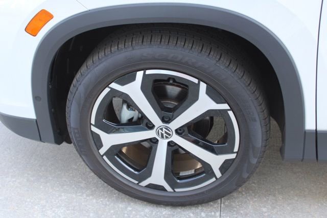 New 2026 Volkswagen Tiguan S FWD image 6