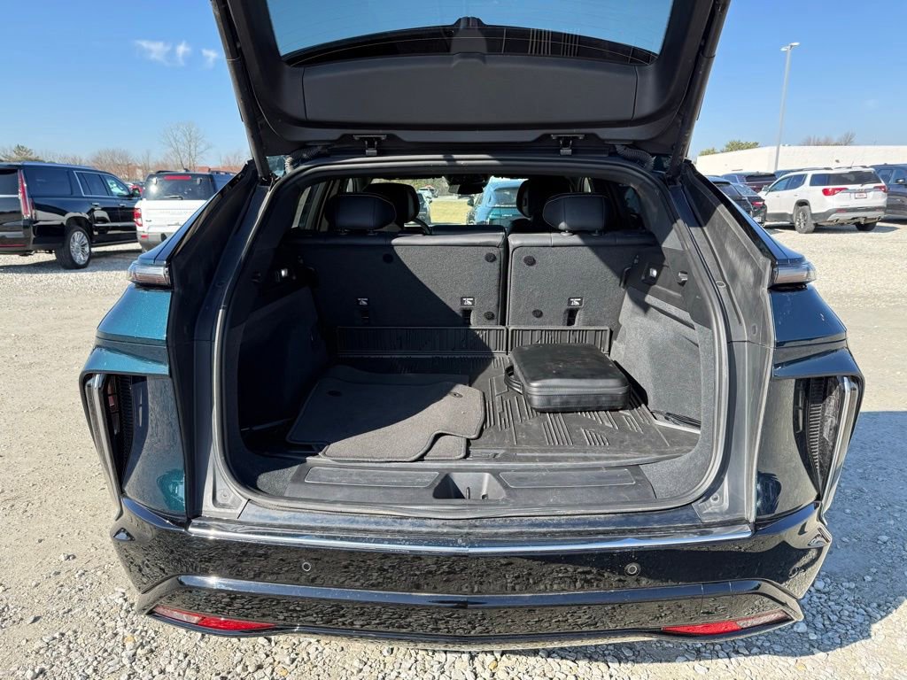 Certified 2024 Cadillac Lyriq Luxury w/ LPO, Floor Liner Package image 13