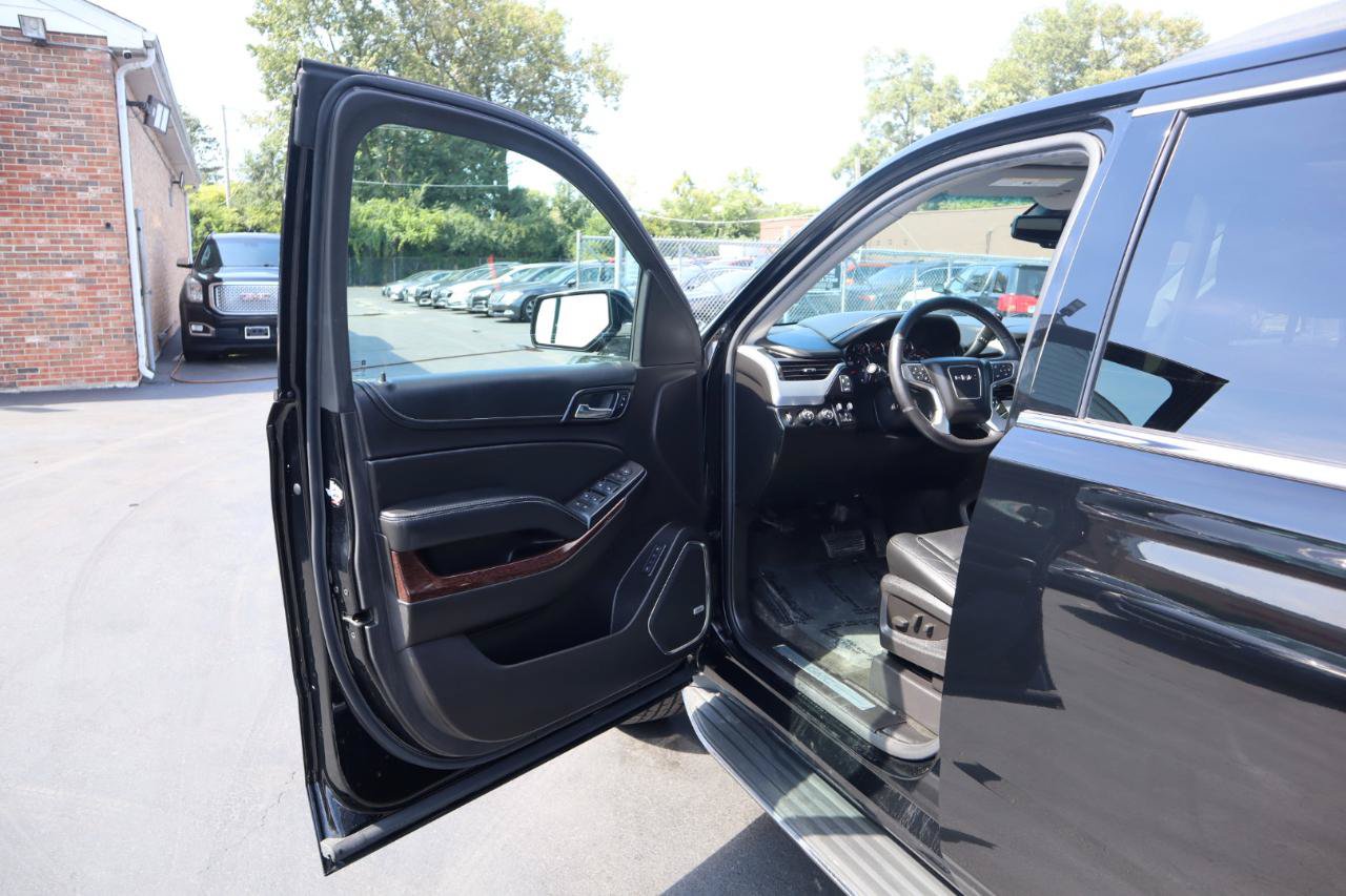 Used 2016 GMC Yukon XL SLT w/ Open Road Package AWD/4WD image 21