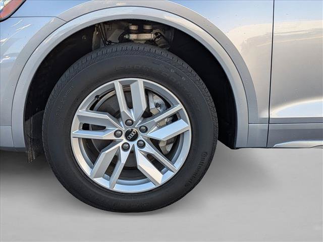 Used 2022 Audi Q5 2.0T Premium w/ Convenience Package AWD/4WD image 23