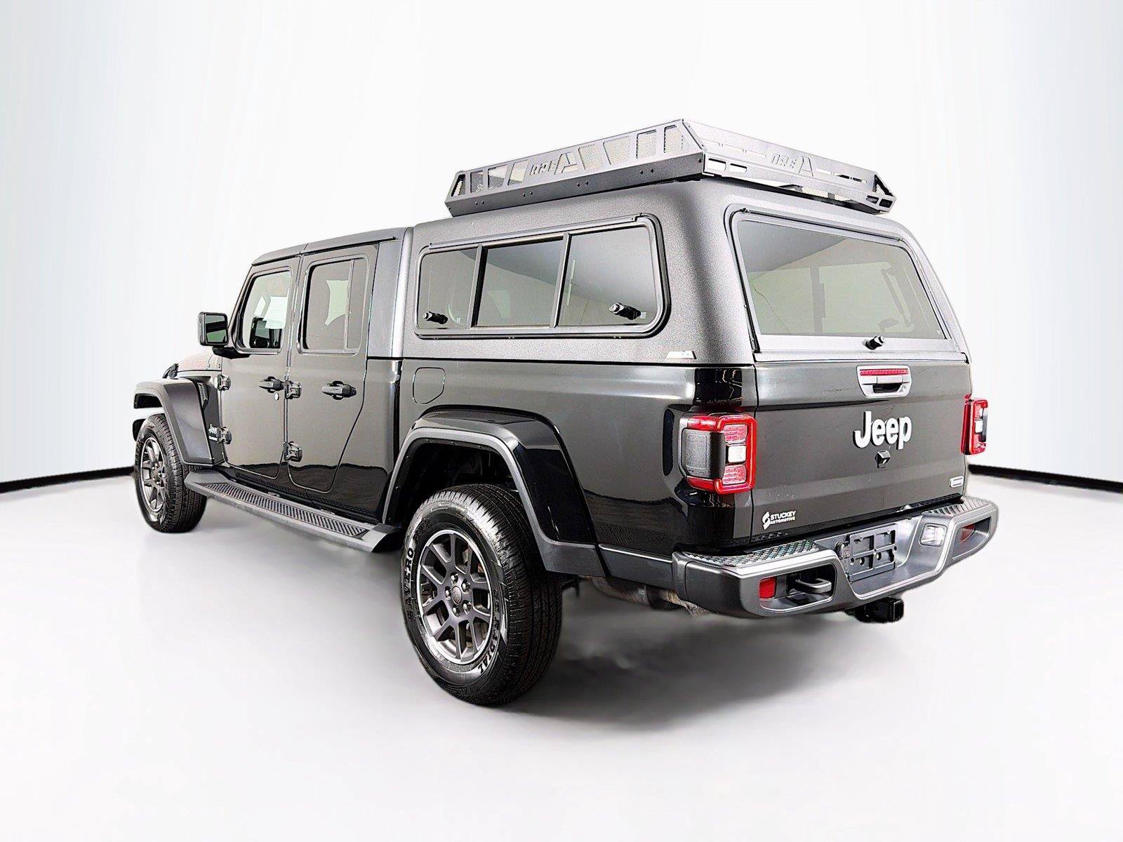 Used 2020 Jeep Gladiator Overland AWD/4WD image 9
