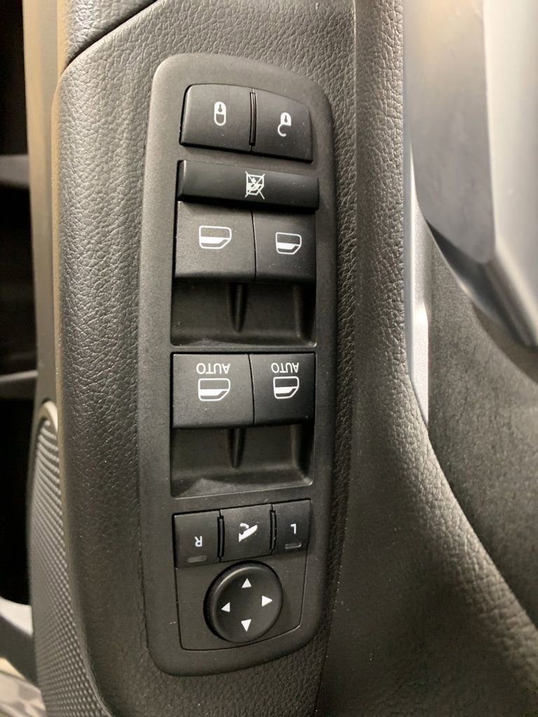 Used 2023 RAM 1500 Big Horn image 17