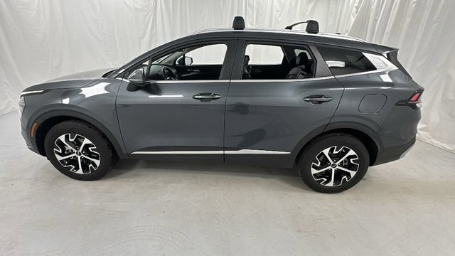 Used 2024 Kia Sportage EX AWD/4WD image 6