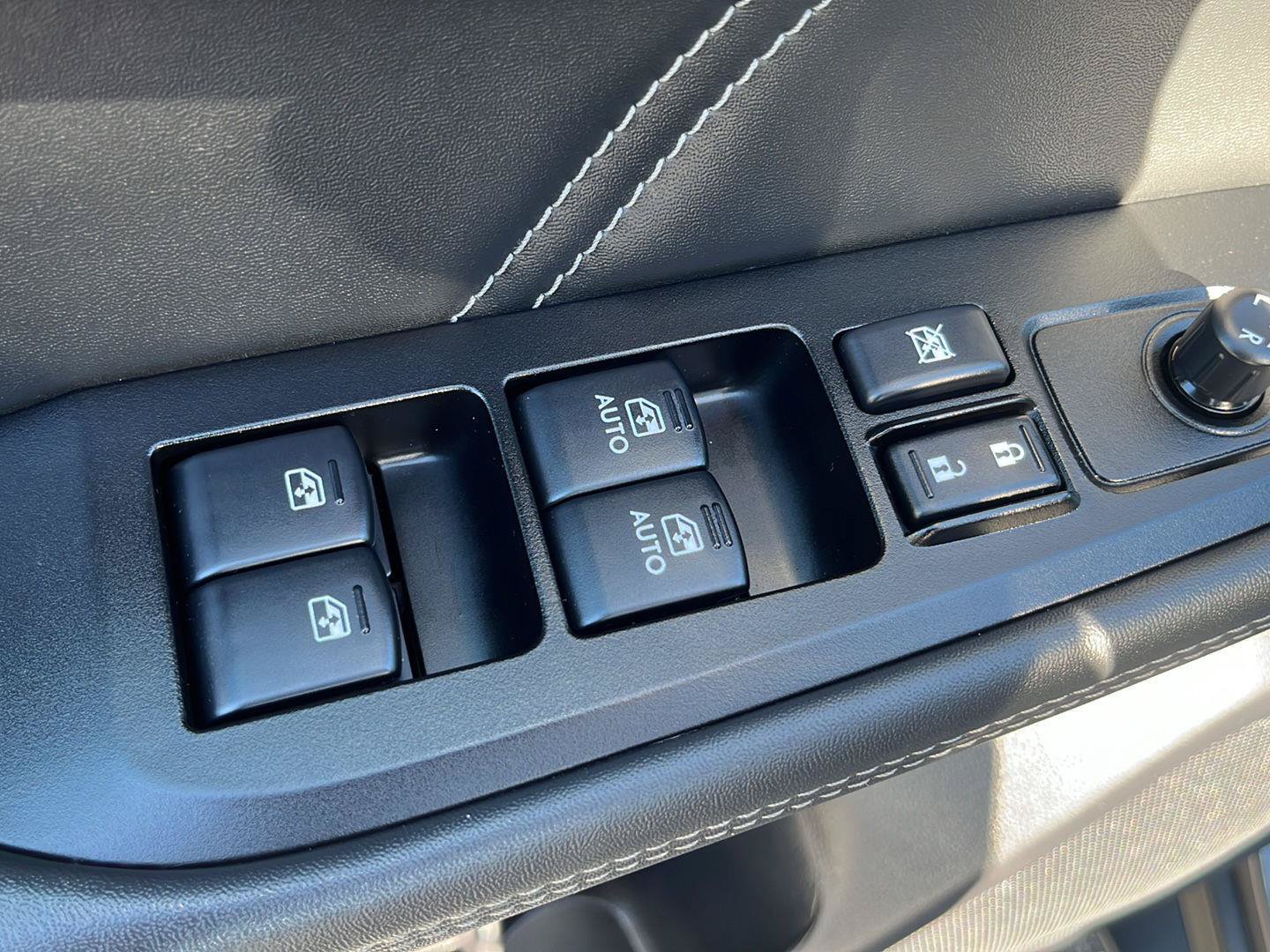 Used 2019 Subaru Outback 2.5i Limited AWD/4WD image 17