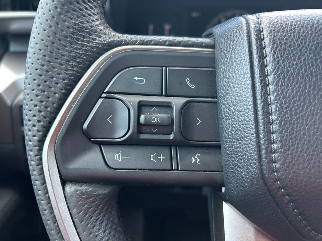 Used 2024 Toyota Tacoma SR5 w/ SR5 Upgrade Package RWD image 21