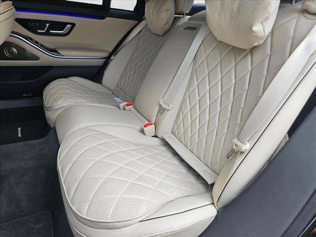 Used 2024 Mercedes-Benz S 580e 4MATIC Sedan image 13