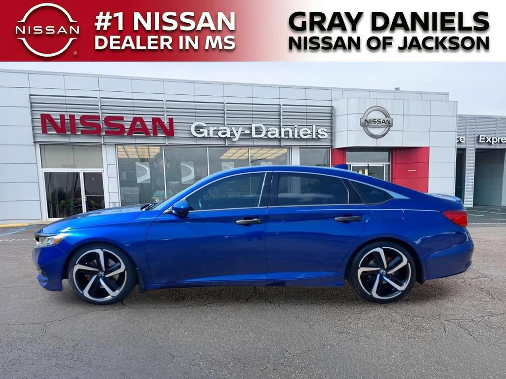 Used 2018 Honda Accord Sport image 4