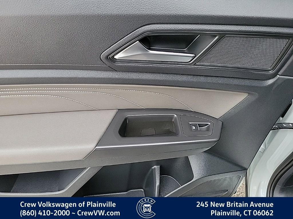 Certified 2023 Volkswagen Atlas SEL R-Line image 49