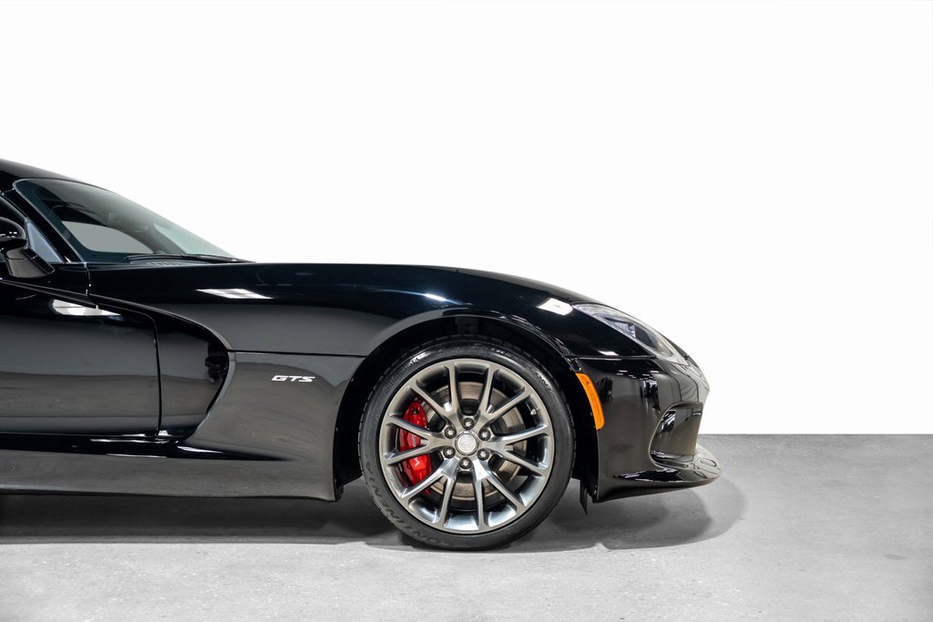Used 2013 SRT Viper GTS w/ GTS Laguna Interior Pkg image 19