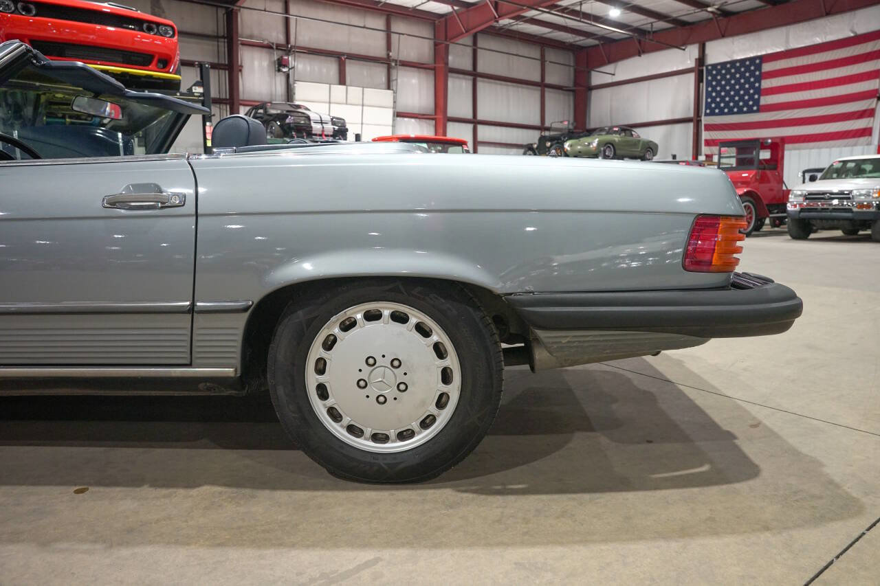 Used 1989 Mercedes-Benz 560 SL image 5