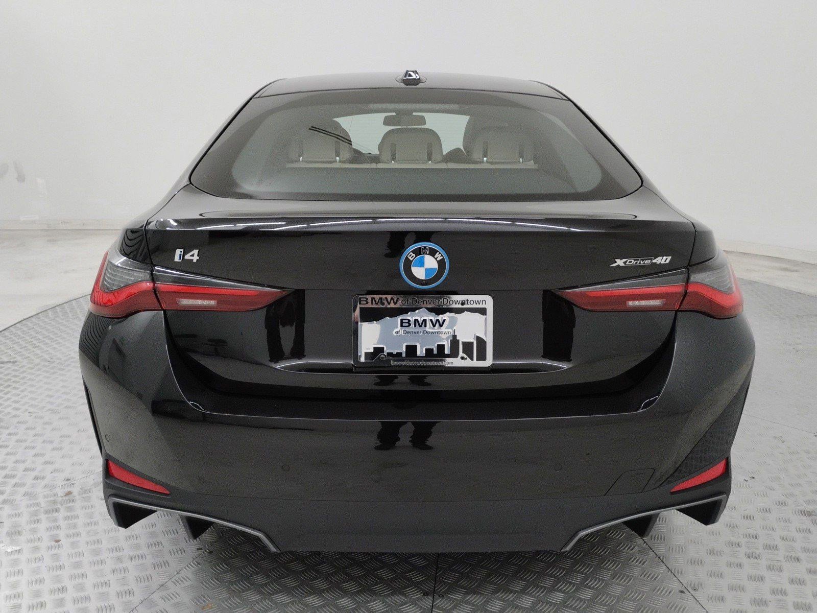 Used 2025 BMW i4 xDrive40i w/ Premium Package image 7