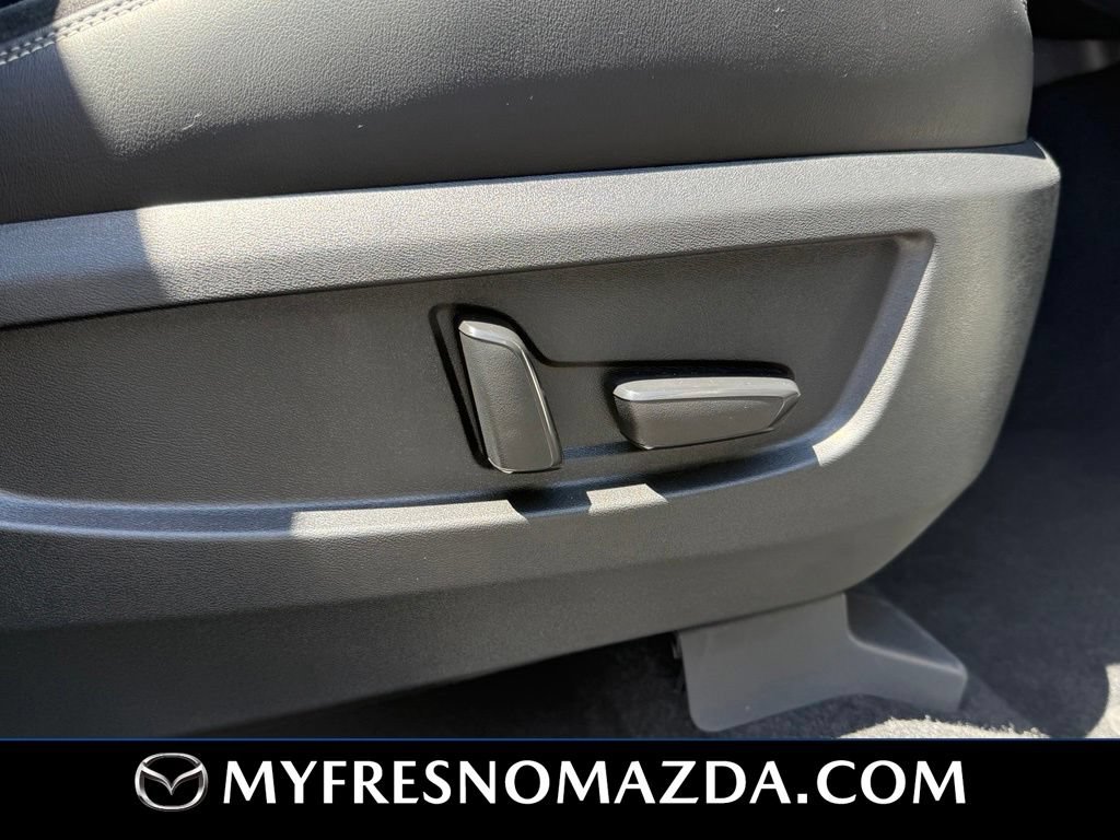 Used 2025 INFINITI QX50 Sport AWD/4WD image 17