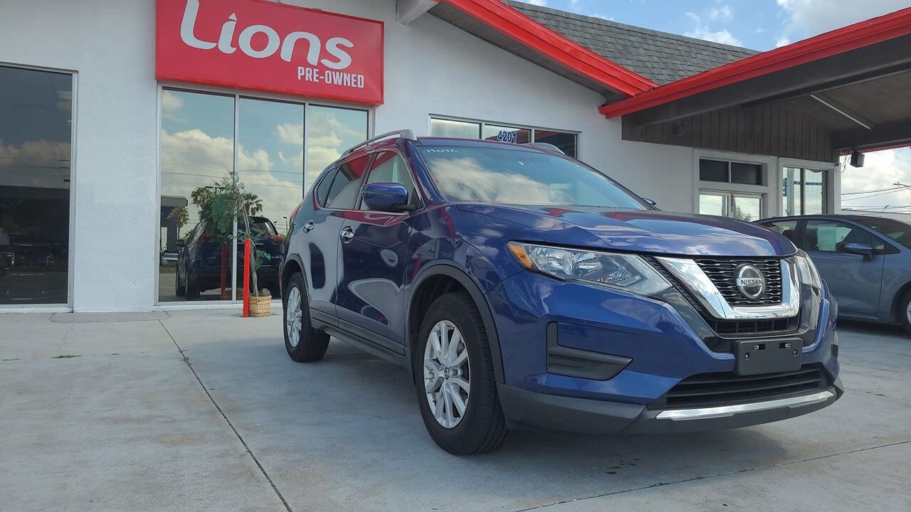 Used 2018 Nissan Rogue SV AWD/4WD image 2